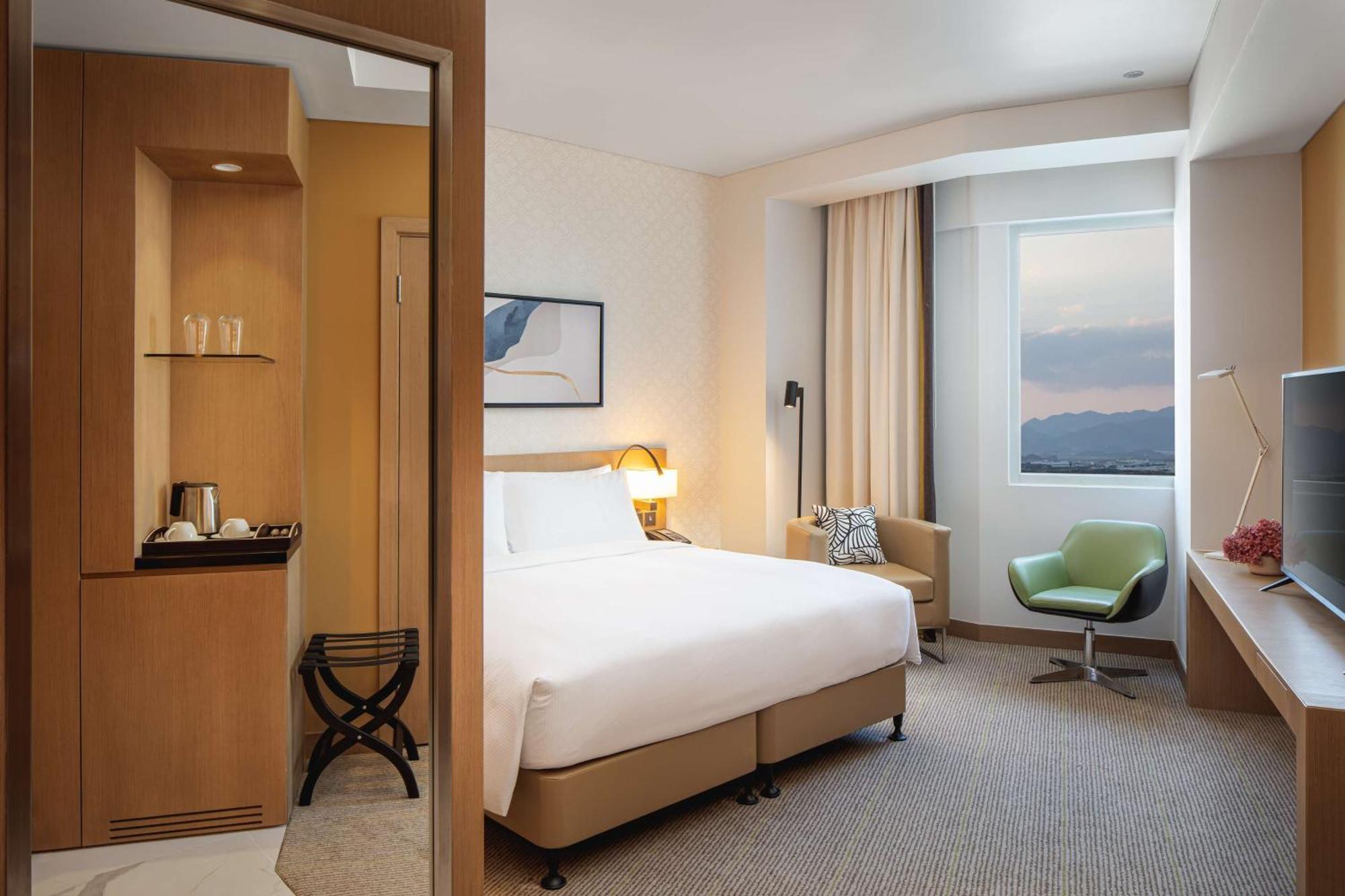 Doubletree By Hilton Fujairah City Екстер'єр фото