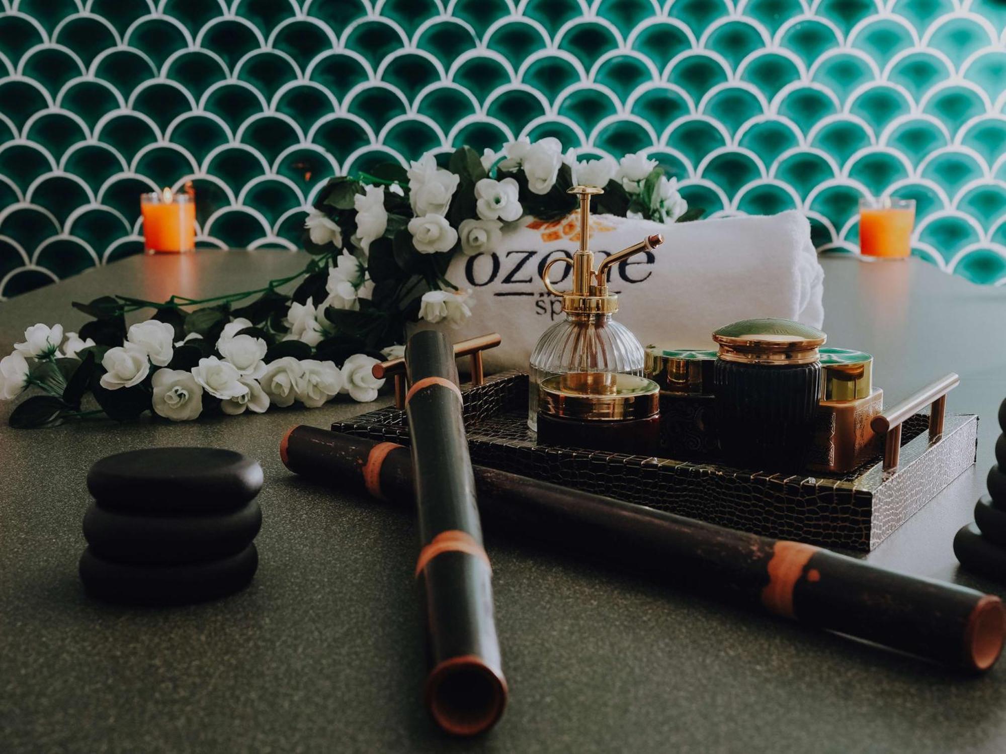 Doubletree By Hilton Fujairah City Екстер'єр фото A set of OZO